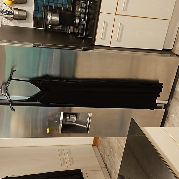 💕ENZA COSTA💕 Bias Slip Dress ~ Black Satin Midi Length Size 3 = Large NWOT - Picture 10 of 16